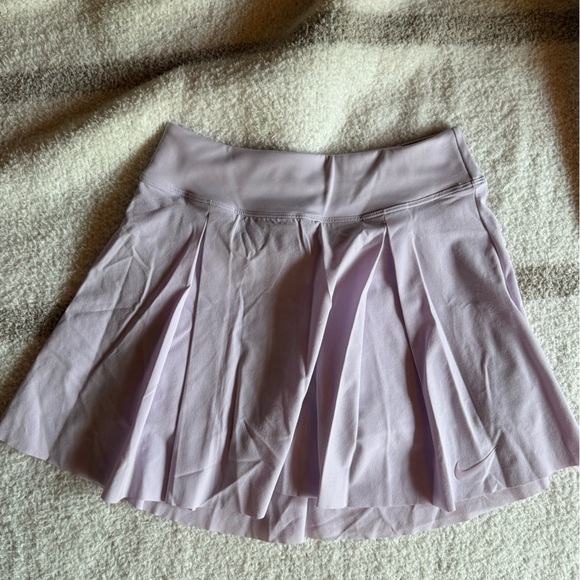 Women’s Nike Club Skirt - Picture 6 of 6